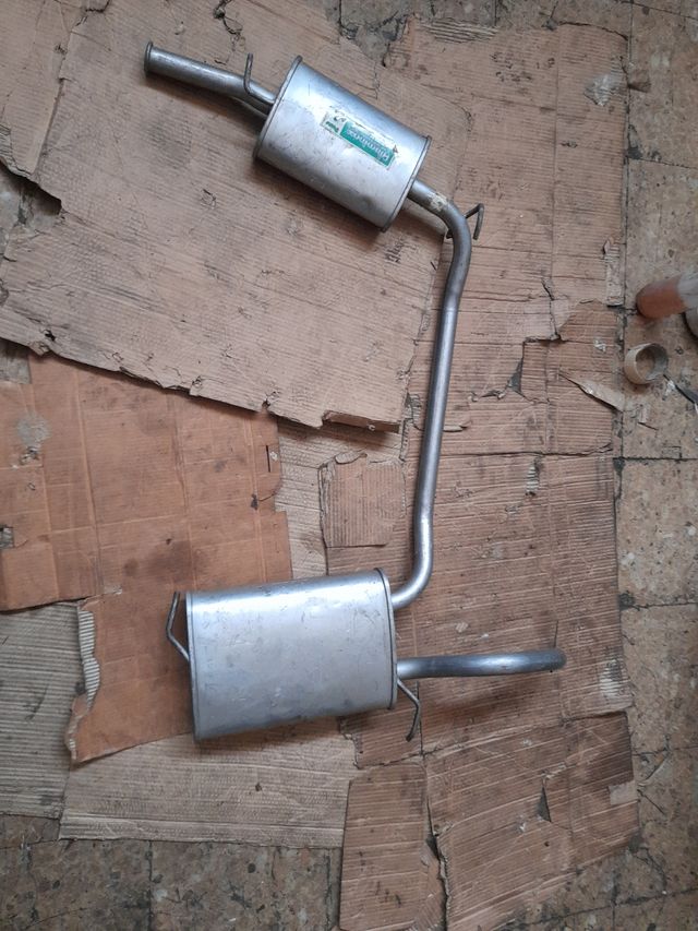 Silencioso/Tubo de Escape Rover 213