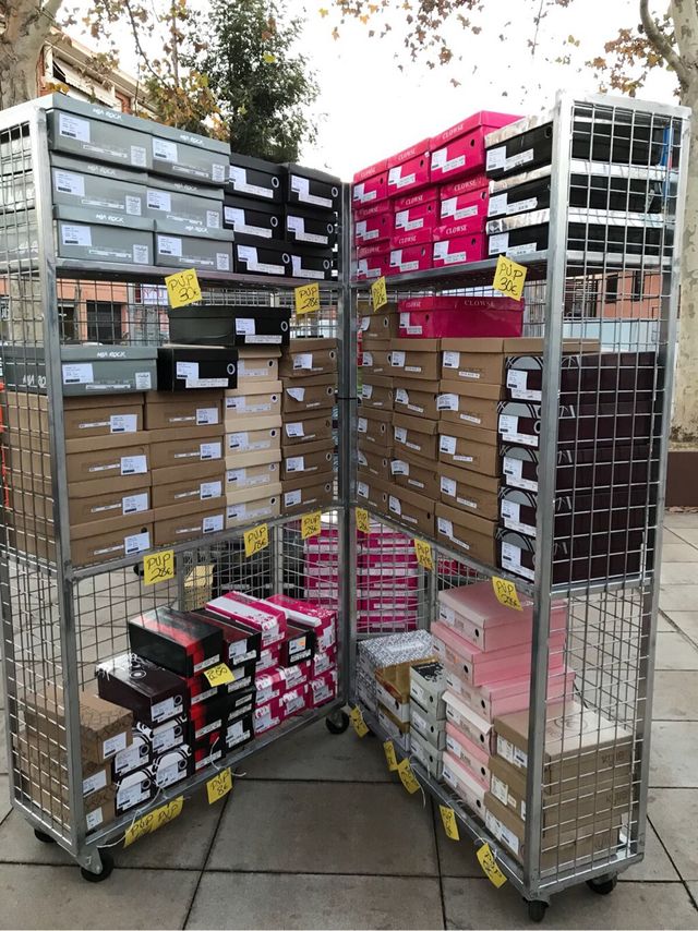 Jaula de almacenaje con ruedas