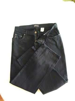 Pantalon Cimarron,Negro, caballero de segunda mano por 4 EUR en Madrid en  WALLAPOP