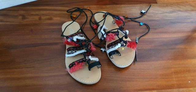 zapatos y sandalias numero 37