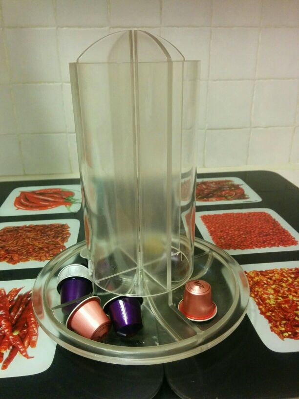 dispensador capsulas Nespresso.