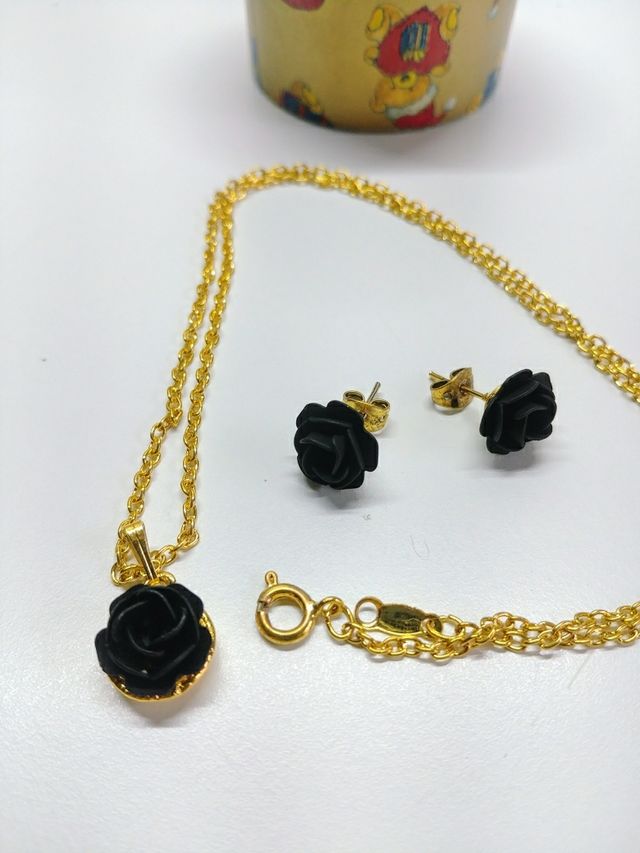 Bisutería bañada en oro