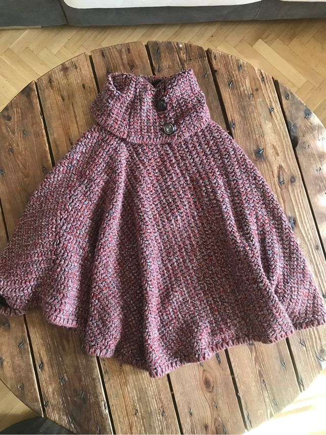 Poncho tricotado VanDOS