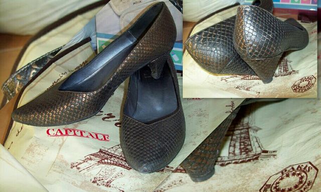 Auténticos de piel de segunda mano por 22 EUR en Valencia en WALLAPOP