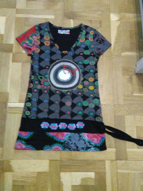 Camiseta desigual