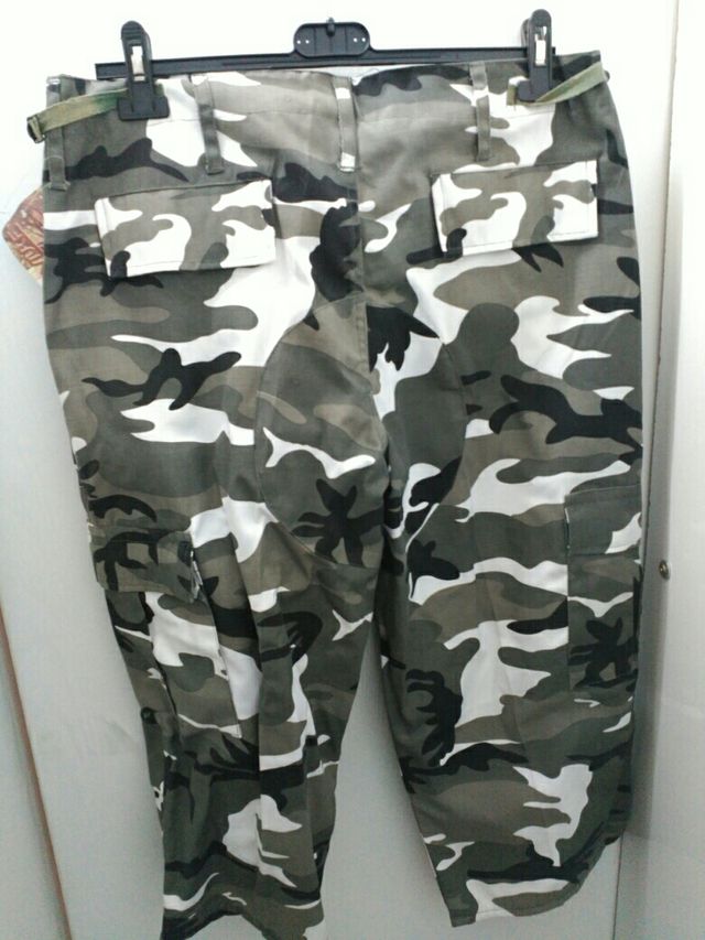pantalon pirata camuflaje urbano