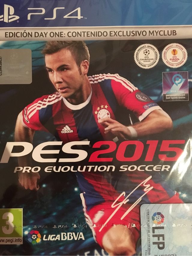 Gioco di calcio per PS4 PES 2015