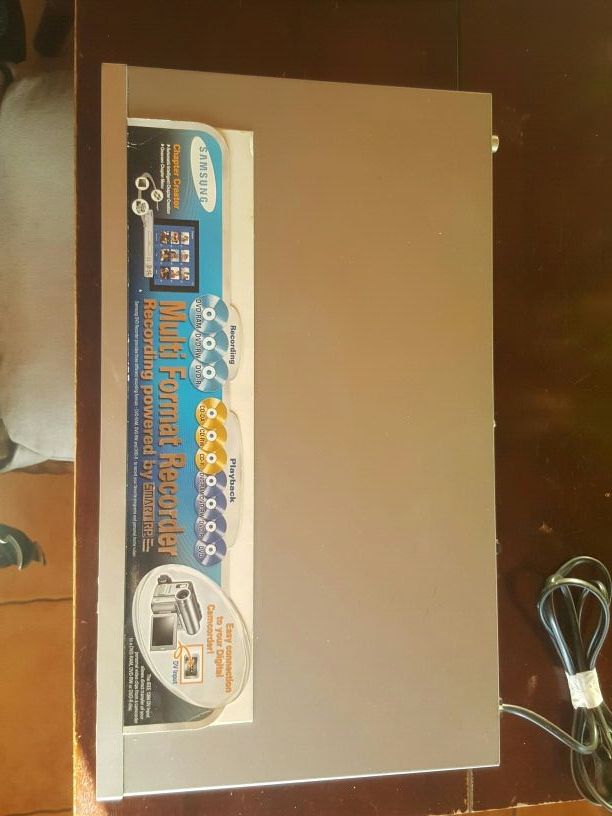 Grabador Samsung DVD RECORDER DVD-R121