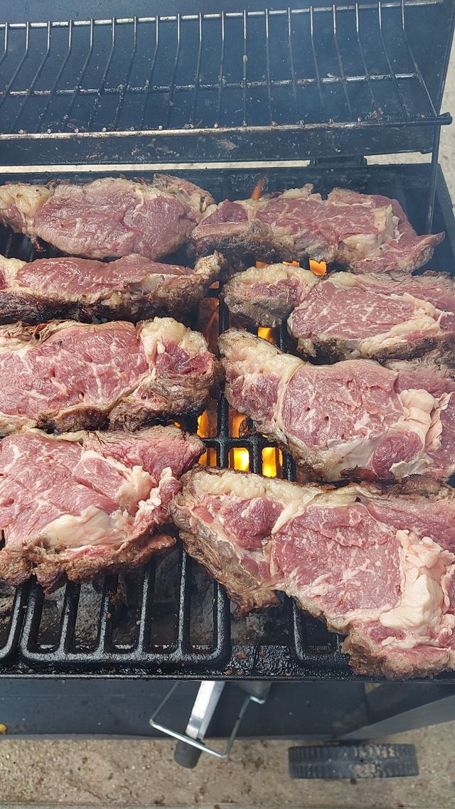 PARRILLA ARGENTINA EVENTOS BARBACOA ASADOS ESTACA