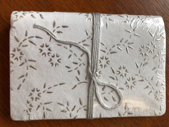 Cuaderno pequeño papel  a estrenar