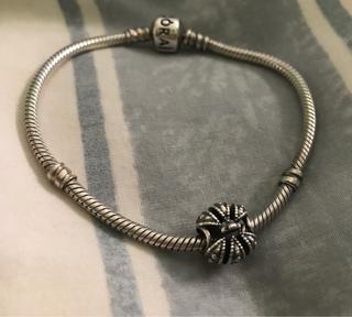 Charm de Pandora - corona