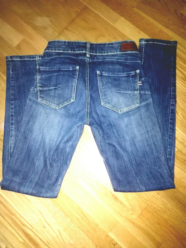 Pantalón vaquero mango