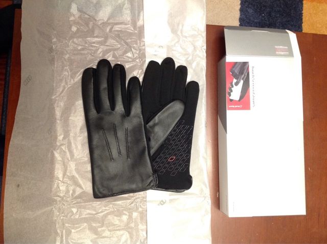 Guantes de cuero Audi