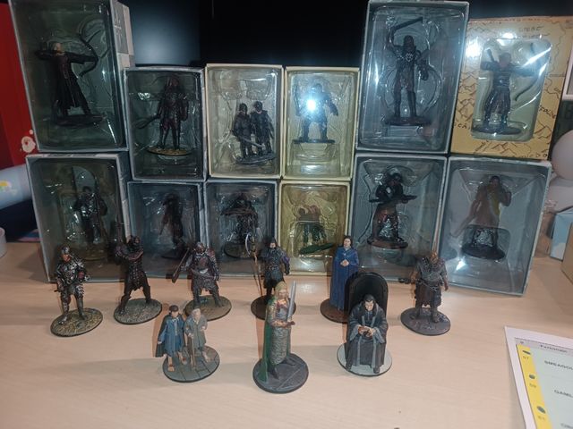Figuras de plomo de El Señor de los Anillos.