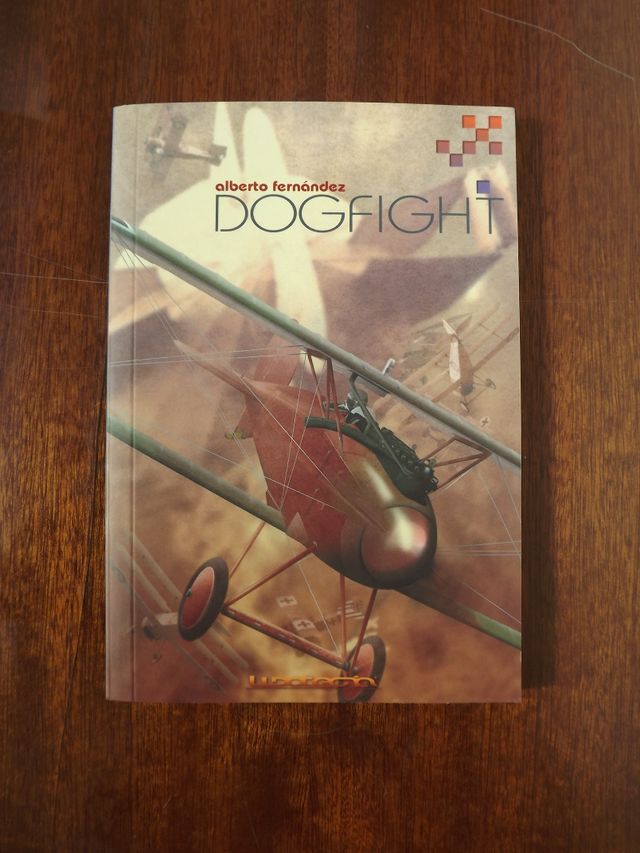 DOGFIGHT (ALBERTO FERNÁNDEZ)