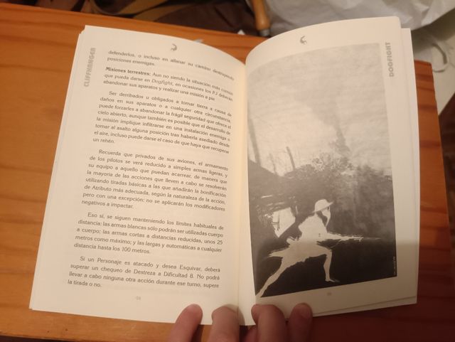 DOGFIGHT (ALBERTO FERNÁNDEZ)