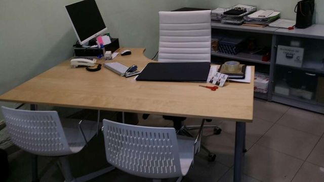 Mesa de oficina barata de segunda mano por 75 € en Mairena del ... Mesa de oficina barata de segunda mano por 75 € en Mairena del ...