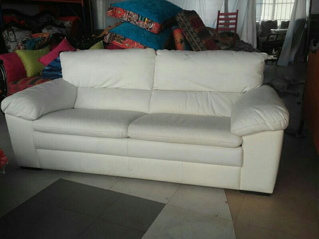 sofa blanco wallapop sofa de piel blanco de segunda mano por 400 en madrid en sofa blanco wallapop sofa de piel blanco de segunda mano por 400 en madrid en