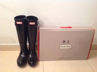 Botas hunter de segunda mano por 80 EUR en Santander en WALLAPOP