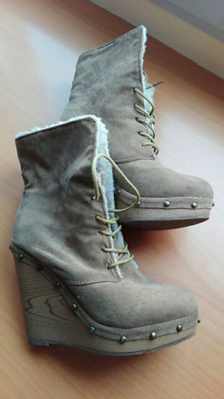 Botines marrones Marypaz talla 36 Ante de segunda mano por 7 EUR en Segovia  en WALLAPOP
