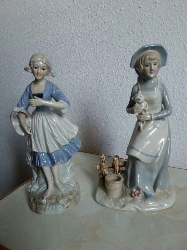 Variedad de figuras decorativas