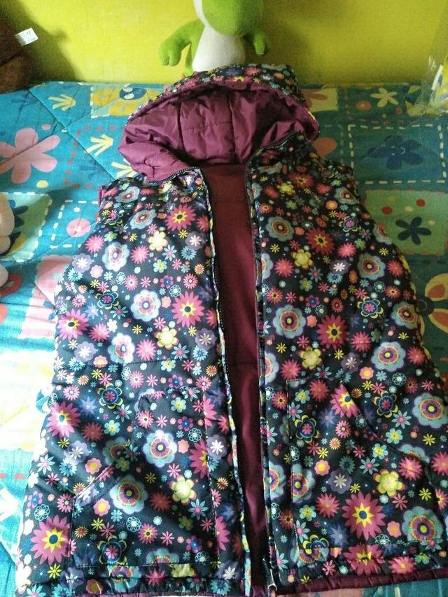 chaleco se puede poner por los dos lados