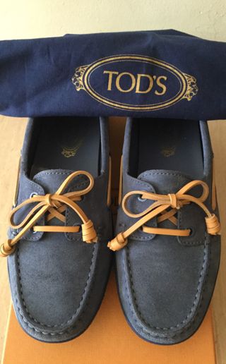 REBAJADO Zapatos Tods de mujer talla 39 de segunda mano por 68 EUR en  Valencia en WALLAPOP