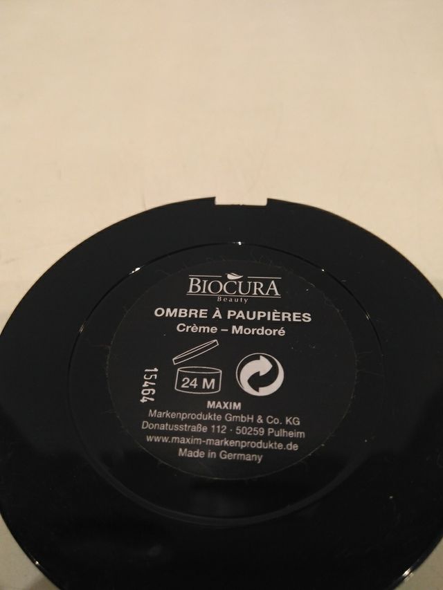 Sombras de ojos, nuevo a estrenar