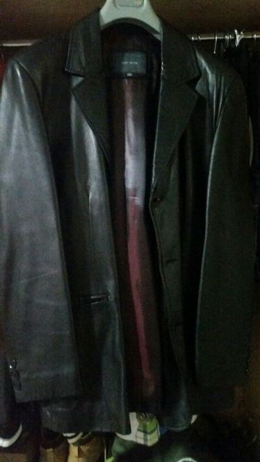 Americana piel blandita negra