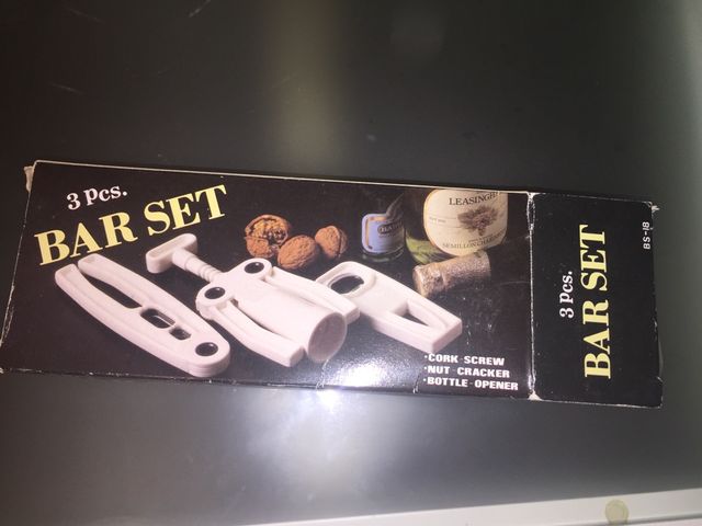 Set abrecorchos, cascanueces