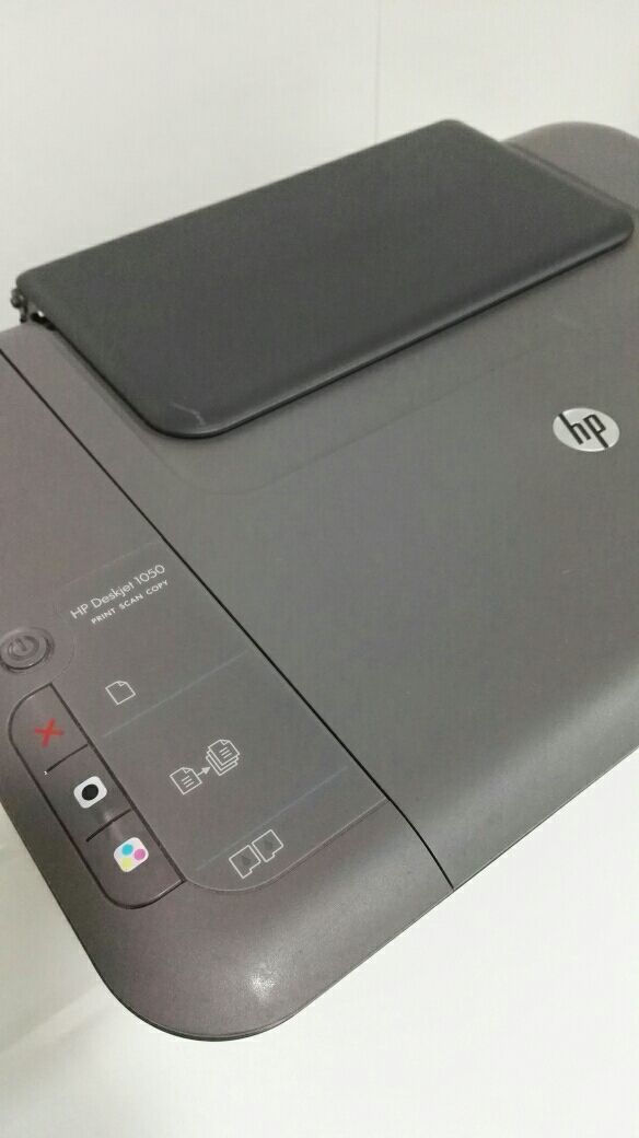 Fotocopiadora HP deskjet 1050 print scsn.