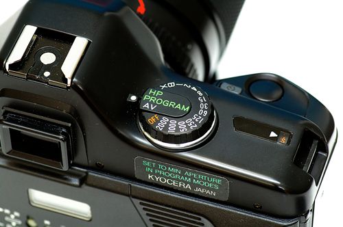 CÁMARA REFLEX YASHICA 108 MULTIPROGRAM