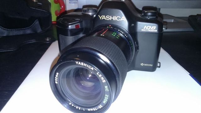 CÁMARA REFLEX YASHICA 108 MULTIPROGRAM