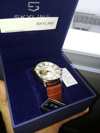 Reloj skyline de segunda mano por 40 € en Madrid en WALLAPOP Reloj Skyline de segunda mano en Madrid en WALLAPOP