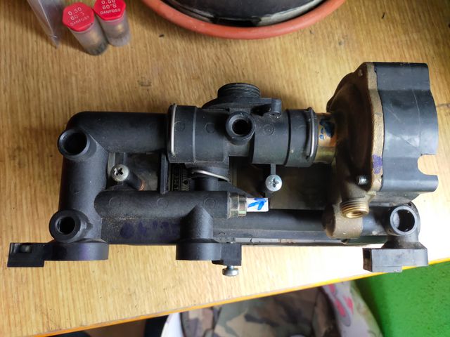 repuestos y piezas de caldera
Valvula Tres Vias