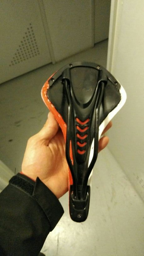 Sillín competición Corratec