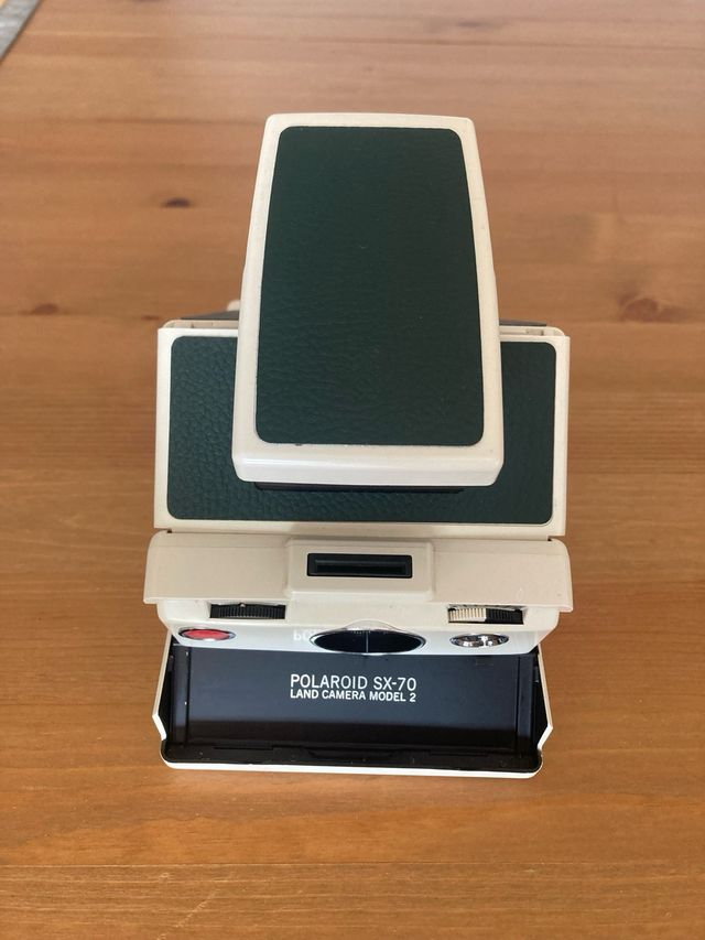 Polatoid sx-70 model 2 Ivory