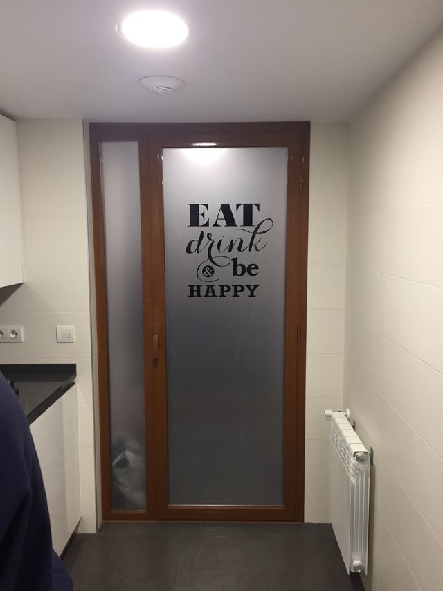 Vinilo ácido, translúcido, decorativo, diseño