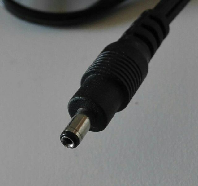 Cargador portátil U-Teck UIA324-005