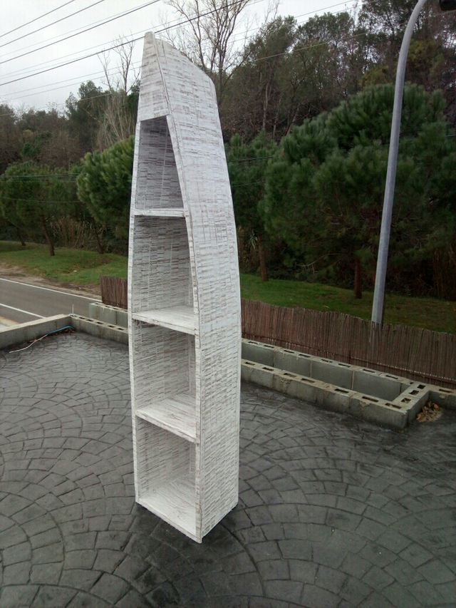 Estantería barco de segunda mano por 225 € en Lliça de Vall en WALLAPOP