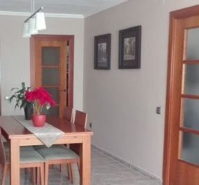 Conjunto de 2 cuadros comedor de segunda mano por 40 € en Mataró en ... Conjunto de 2 cuadros comedor de segunda mano por 40 € en Mataró en ...