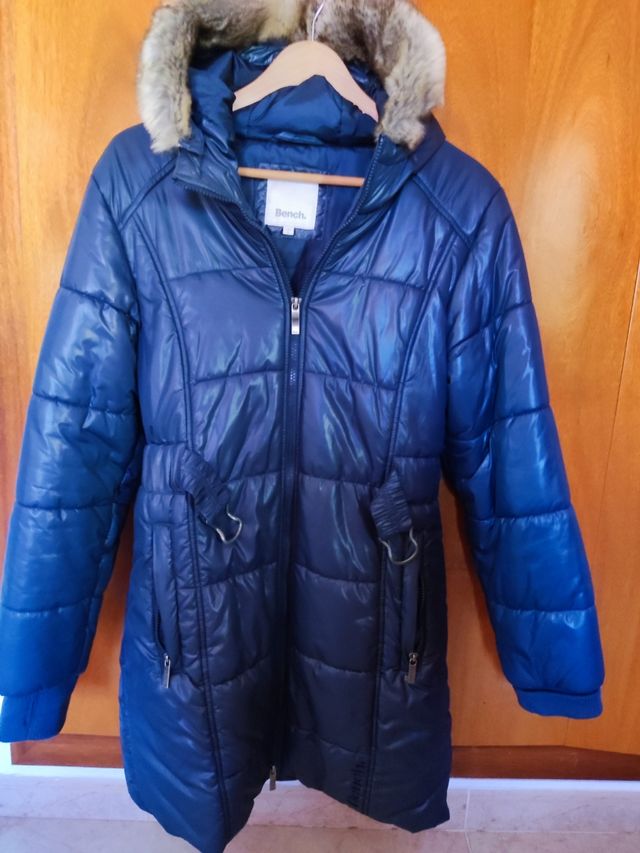 Abrigo Bench, con capucha, talla L
