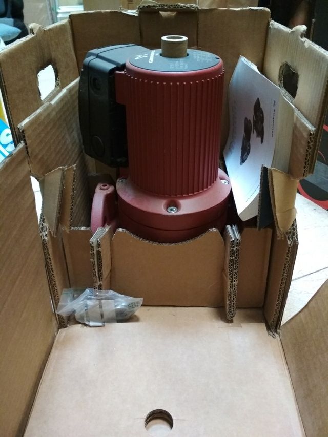 BOMBA GRUNDFOS UPS 32-60 F de segunda mano por 300 EUR en Tres Cantos ...