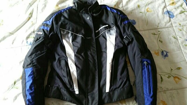chaqueta de moto. 