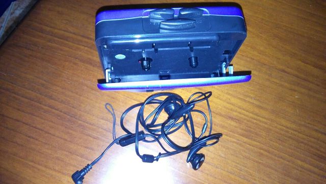 Walkman Radio/Cassette.