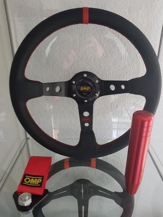 VOLANTE DESPLAZADO OMP CORSICA CUERO ROJO 350MM