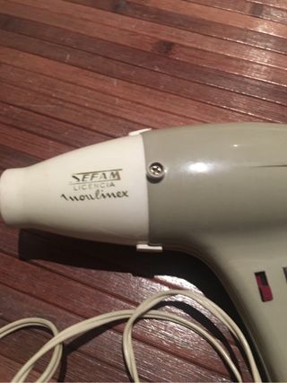 Secador de pelo antiguo Moulinex de segunda mano por 12 € en Secador de pelo antiguo Moulinex de segunda mano por 12 € en