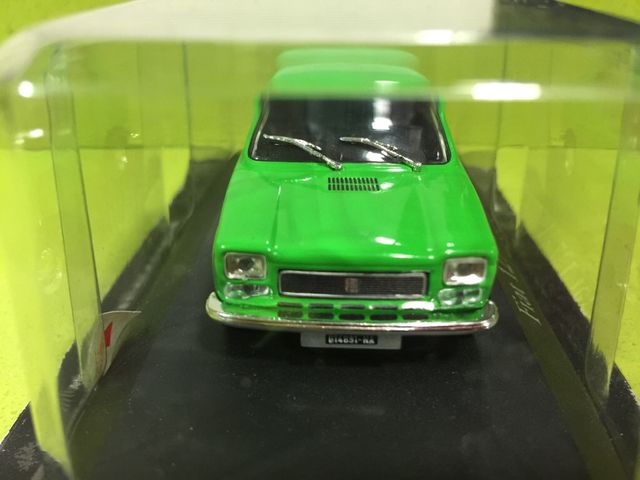Coche juguete fiat 127 1972 escala 1/43