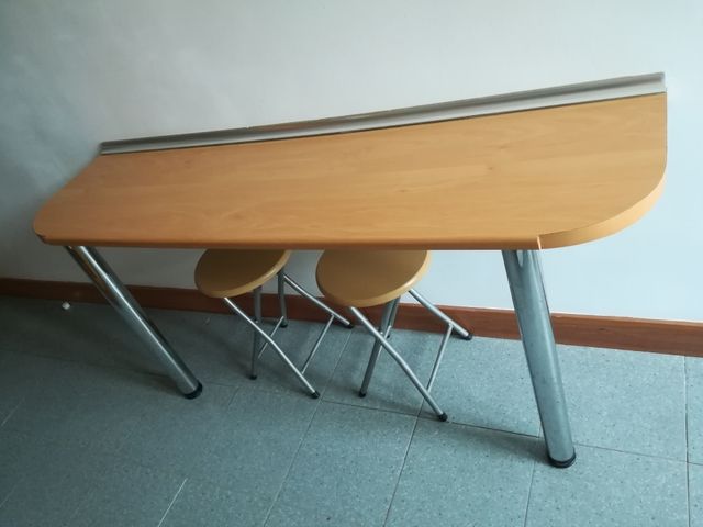 Mesa barra cocina de segunda mano por 20 € en Castro-Urdiales - wallapop Mesa barra cocina de segunda mano por 20 € en Castro-Urdiales - wallapop
