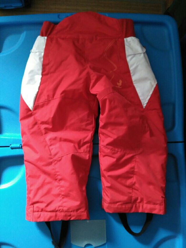 Chaqueta esquí y pantalón esquí talla 3 años